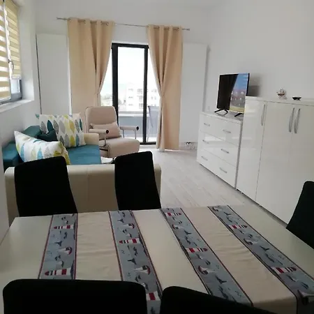 Like דירה Năvodari