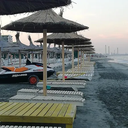 Like Năvodari